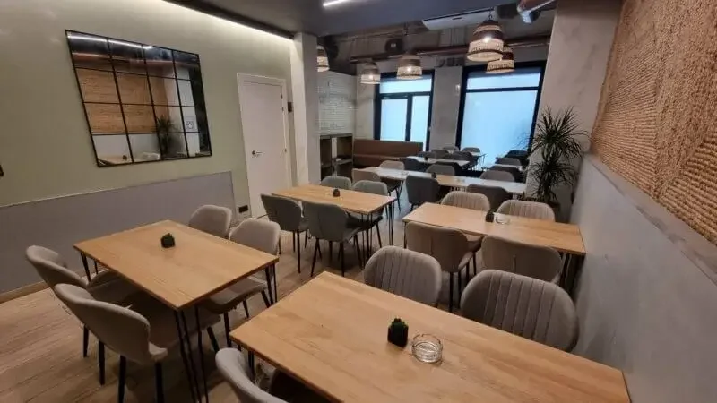 barcelona weed club tables 2